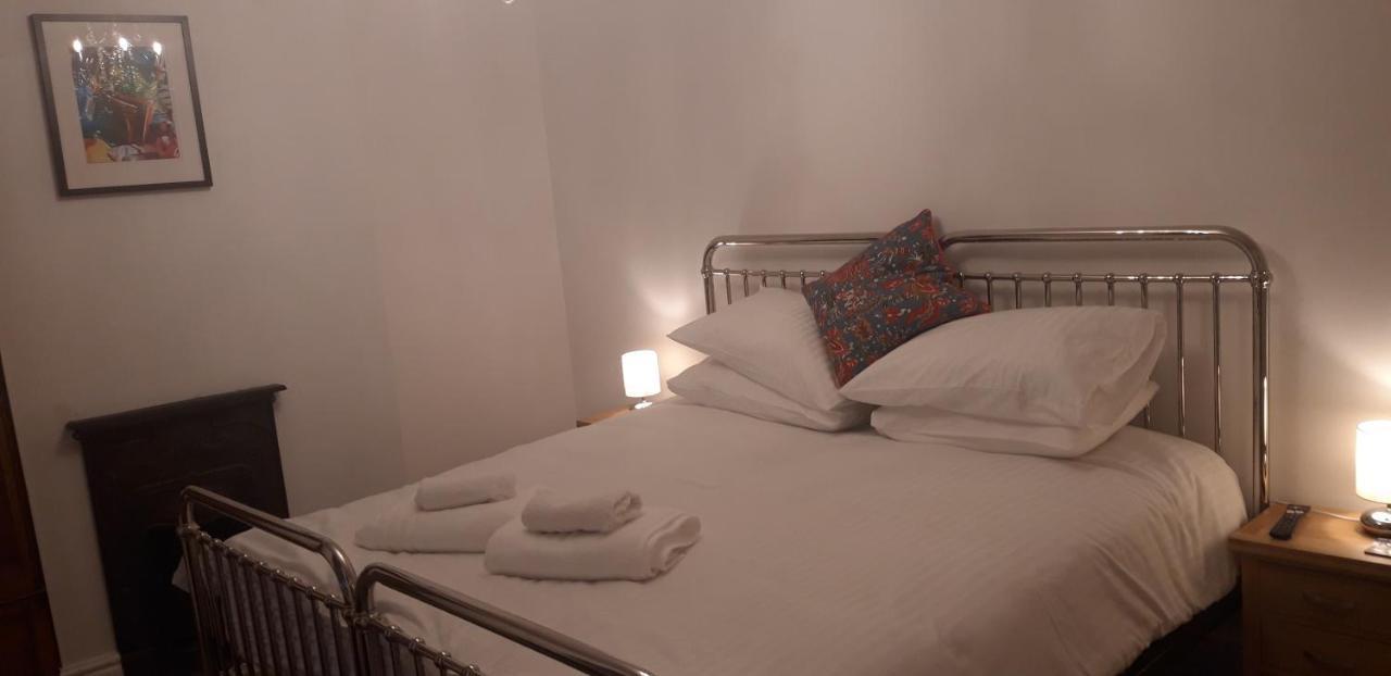 Bodhi Tree Cottage - Grove Road Cottages 스트렛포드-어폰-에이본 외부 사진