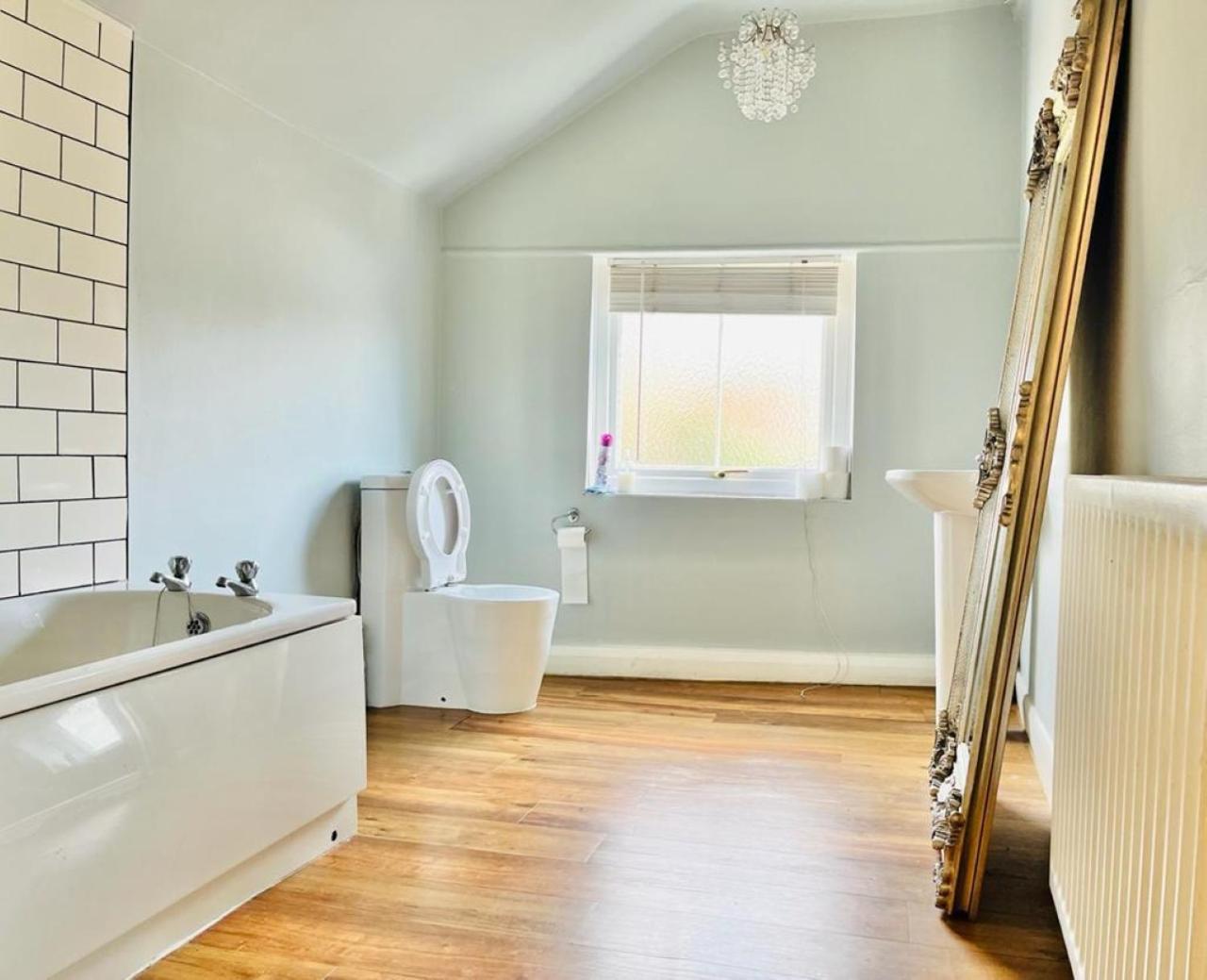 Bodhi Tree Cottage - Grove Road Cottages 스트렛포드-어폰-에이본 외부 사진